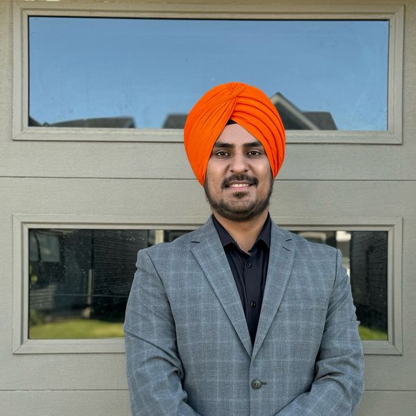 Khushwant Singh, Associate